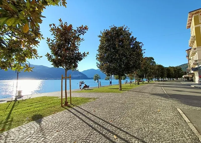 Residenza Silvana A Cielo On The Ground Floor With Parking Lägenhet