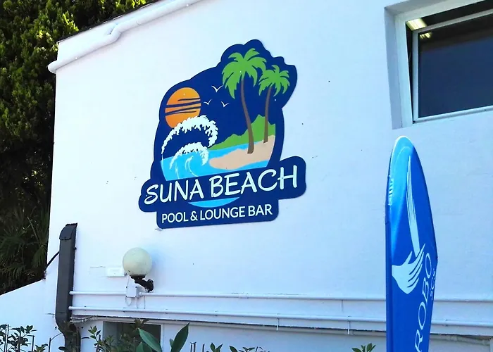 Residenza Silvana A Cielo On The Ground Floor With Parking דירה ורבאניה