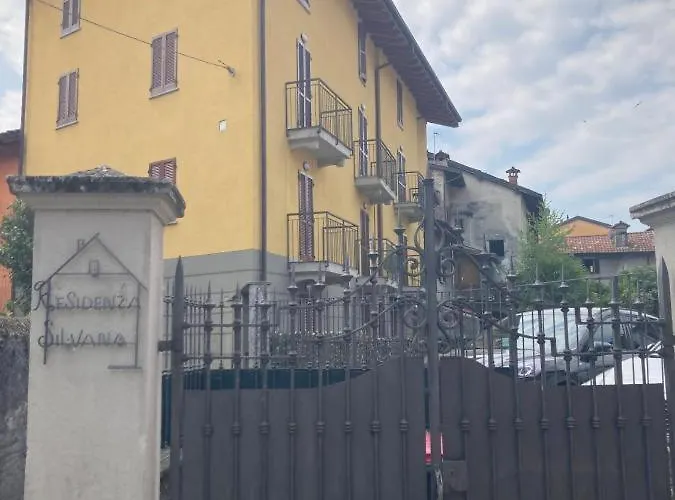 Residenza Silvana A Cielo On The Ground Floor With Parking דירה *