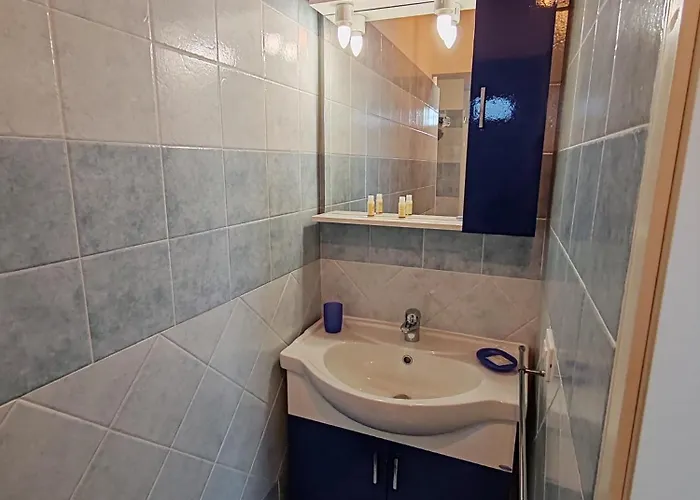 Residenza Silvana A Cielo On The Ground Floor With Parking Verbania