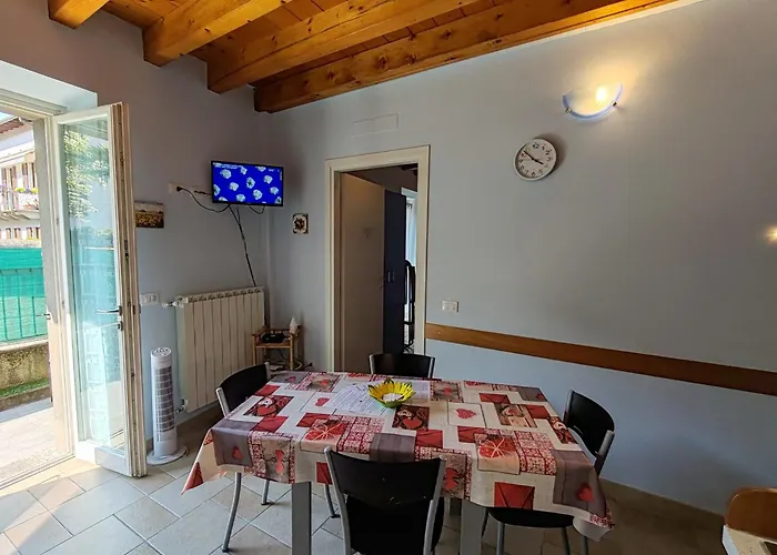 Residenza Silvana A Cielo On The Ground Floor With Parking דירה *