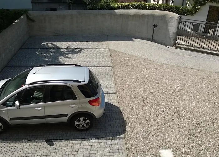 Residenza Silvana A Cielo On The Ground Floor With Parking Lägenhet