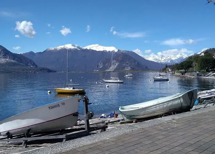 Residenza Silvana A Cielo On The Ground Floor With Parking Verbania